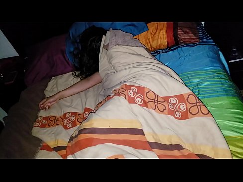 ❤️ Fiul vitreg care își ceartă tânăra mamă vitregă în timp ce ea doarme. ❤  at porn ro.pornmega-com.ru ❌️❤